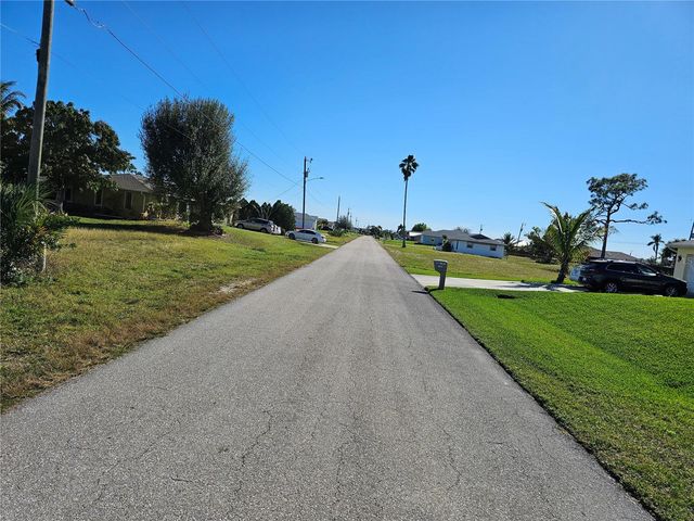 1927 NE 18TH PLACE, Cape Coral, FL 33909