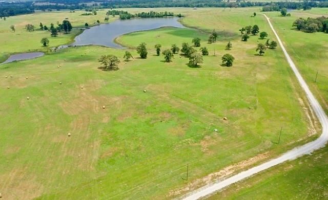 315 Clearlake Ln, Crockett, TX 75835