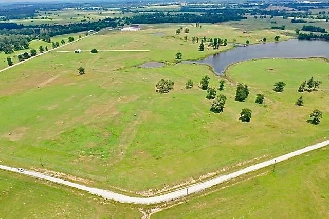 315 Clearlake Ln, Crockett, TX 75835
