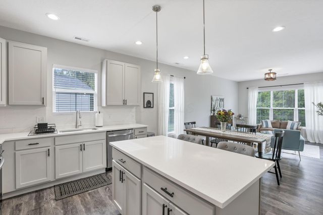 241 Lenell Loop, Delaware, OH 43015