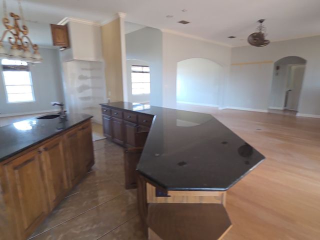 300 Quincy Lane, Weatherford, TX 76087