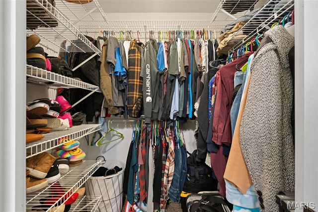 1926 Meriwether Drive, Washington, MO 63090