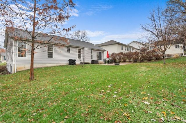 1926 Meriwether Drive, Washington, MO 63090