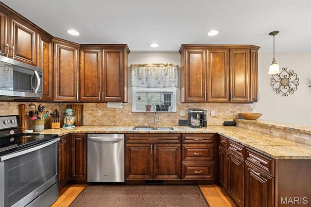 1926 Meriwether Drive, Washington, MO 63090