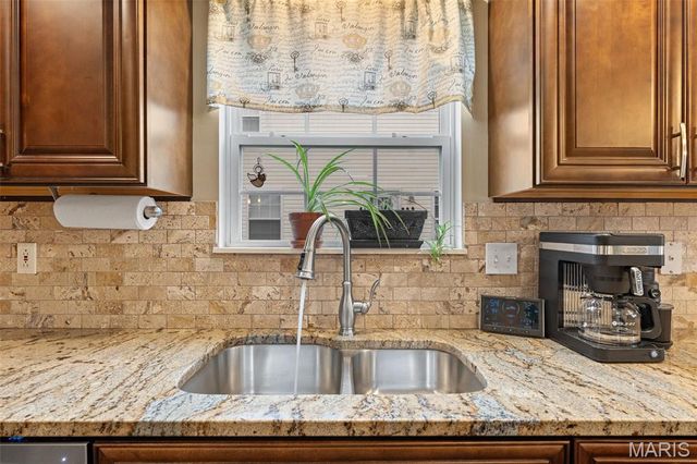 1926 Meriwether Drive, Washington, MO 63090