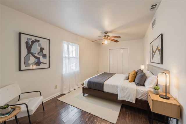 2638 Crestbrook Lane, Grand Prairie, TX 75052