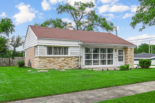 17561 Sycamore Drive, Homewood, IL 60430