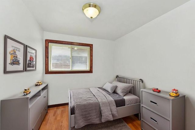 4805 W Custer AVENUE, Milwaukee, WI 53218