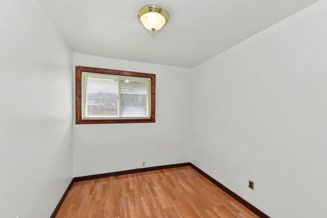 4805 W Custer AVENUE, Milwaukee, WI 53218