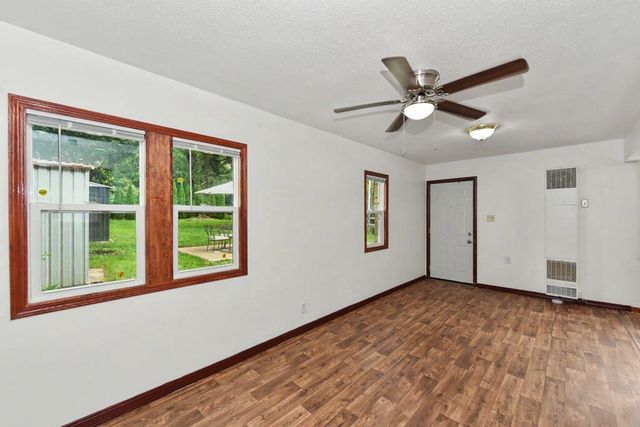 4805 W Custer AVENUE, Milwaukee, WI 53218