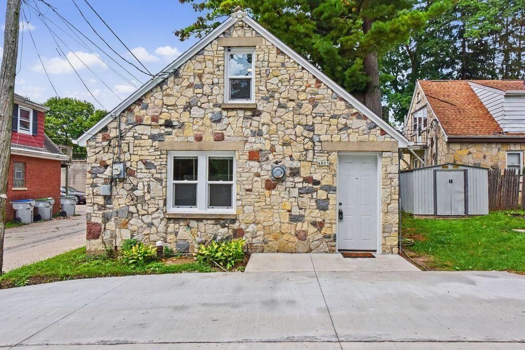 4805 W Custer AVENUE, Milwaukee, WI 53218
