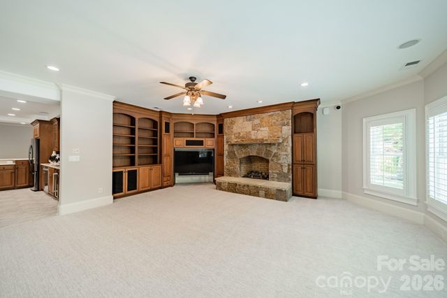 106 Hadley Harbor Court, Mooresville, NC 28117