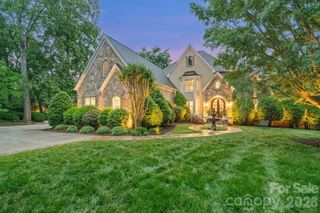 106 Hadley Harbor Court, Mooresville, NC 28117