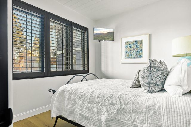 43595 Ridge Crest Drive, Big Bear, CA 92315