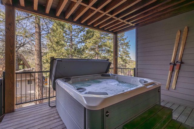 43595 Ridge Crest Drive, Big Bear, CA 92315