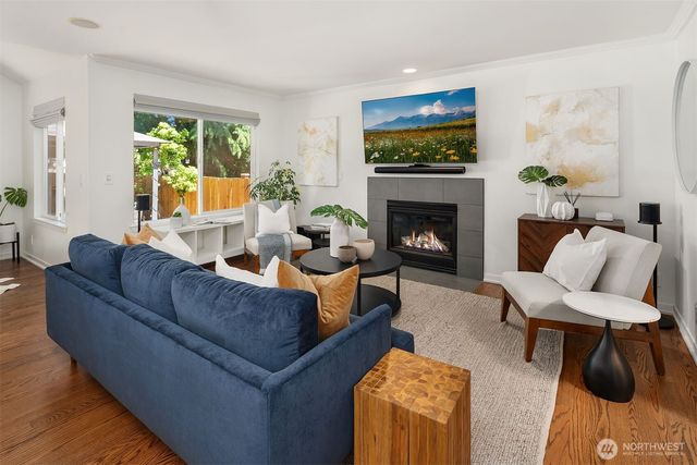 10820 NE 144th Court, Kirkland, WA 98034