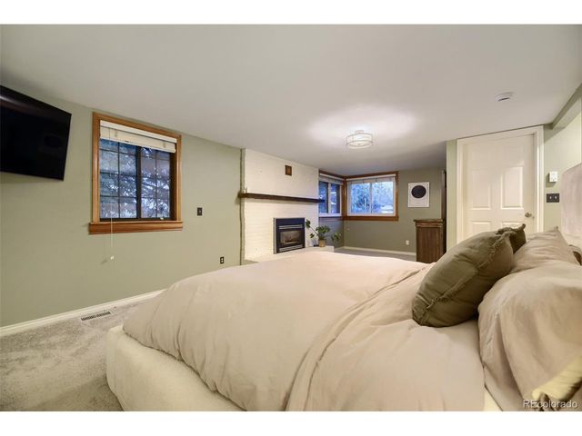 8786 Iris St, Arvada, CO 80005