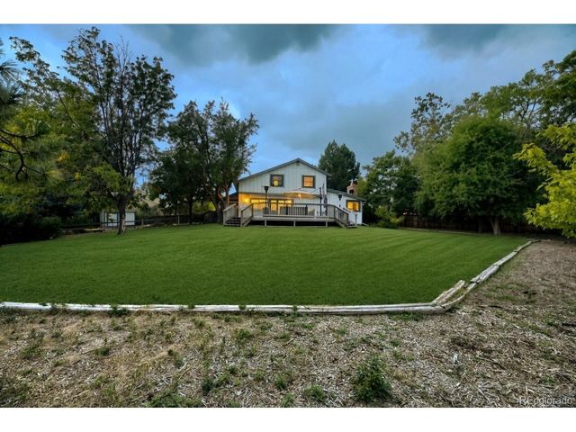 8786 Iris St, Arvada, CO 80005
