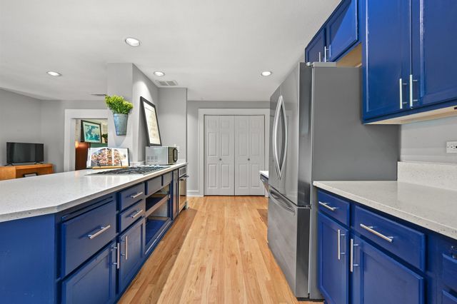 2706 Palomino DR, Austin, TX 78733