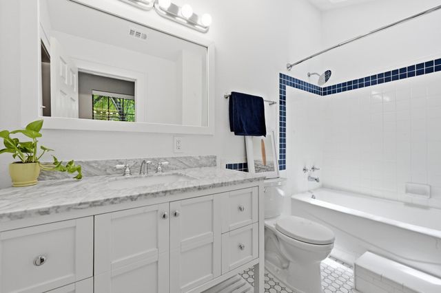 2706 Palomino DR, Austin, TX 78733