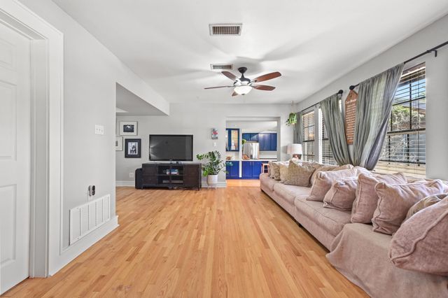 2706 Palomino DR, Austin, TX 78733