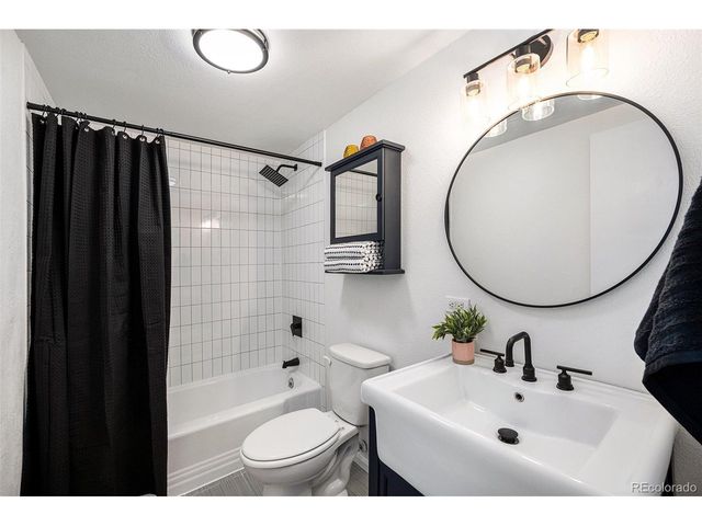 2890 N Harlan St 102, Edgewater, CO 80214