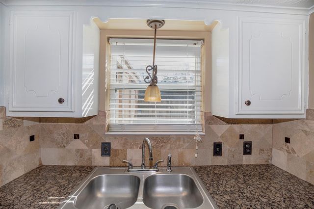 431 Sunset Drive 2, Dickinson, TX 77539