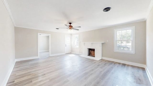 246 E Woodrow St, Gallatin, TN 37066