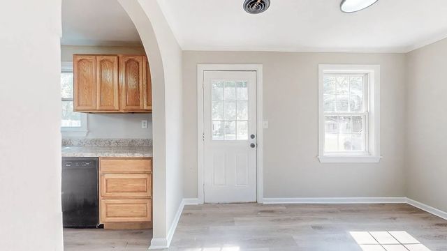 246 E Woodrow St, Gallatin, TN 37066