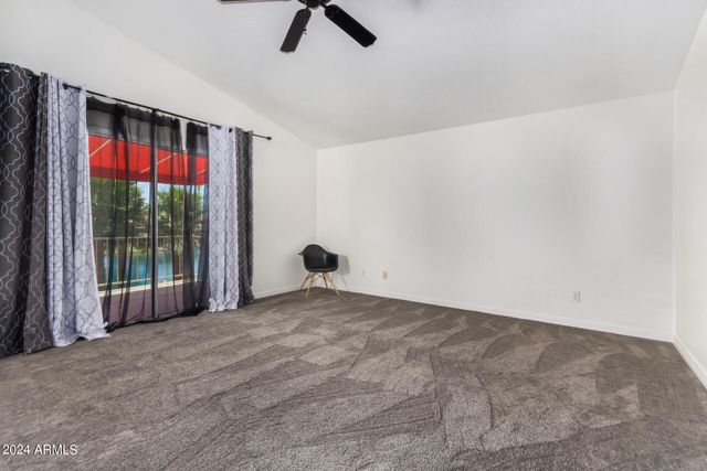 927 W Grand Caymen Drive, Gilbert, AZ 85233