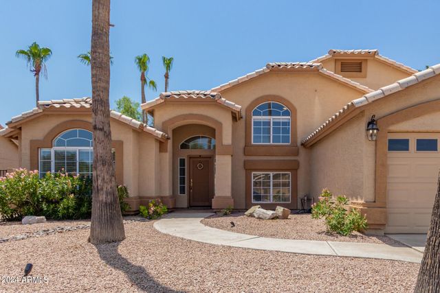 927 W Grand Caymen Drive, Gilbert, AZ 85233