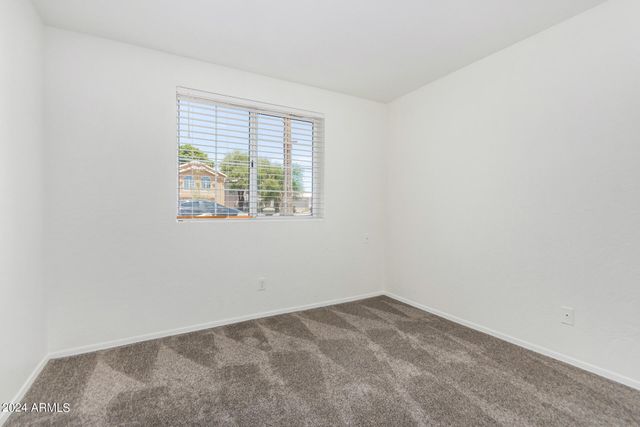 927 W Grand Caymen Drive, Gilbert, AZ 85233