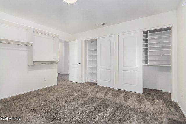 927 W Grand Caymen Drive, Gilbert, AZ 85233