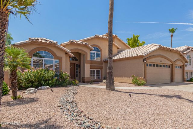 927 W Grand Caymen Drive, Gilbert, AZ 85233