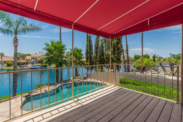 927 W Grand Caymen Drive, Gilbert, AZ 85233
