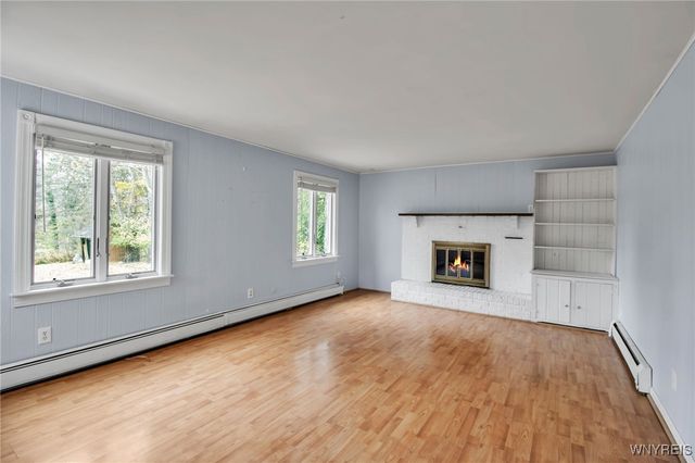 6689 Jewett Holmwood Road, Orchard Park, NY 14127