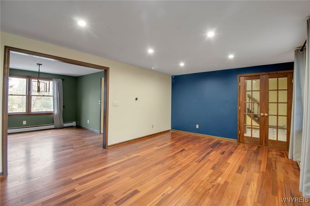 6689 Jewett Holmwood Road, Orchard Park, NY 14127