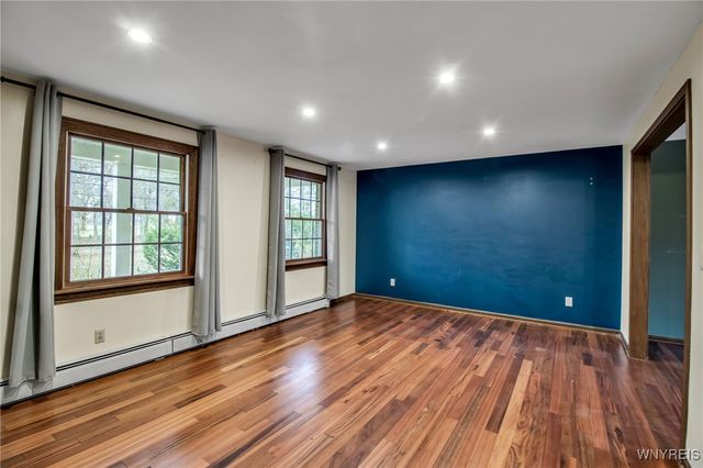 6689 Jewett Holmwood Road, Orchard Park, NY 14127