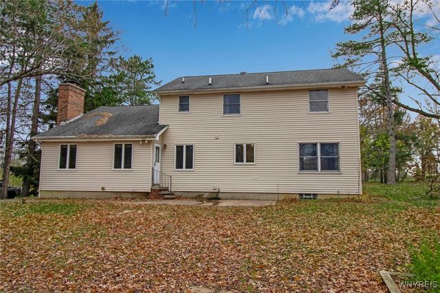 6689 Jewett Holmwood Road, Orchard Park, NY 14127