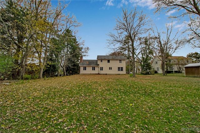 6689 Jewett Holmwood Road, Orchard Park, NY 14127