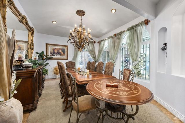 901 Katie Court, Shafter, CA 93263