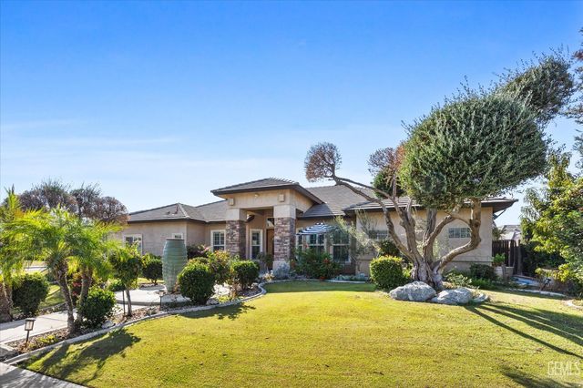 901 Katie Court, Shafter, CA 93263