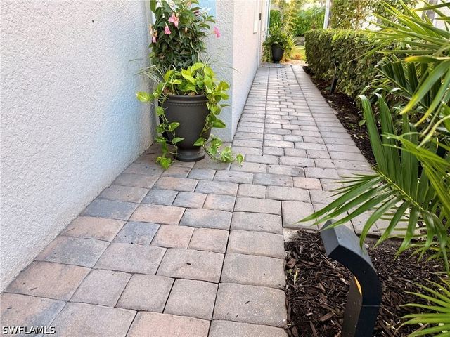 20005 Parrot Key CT, Estero, FL 33928