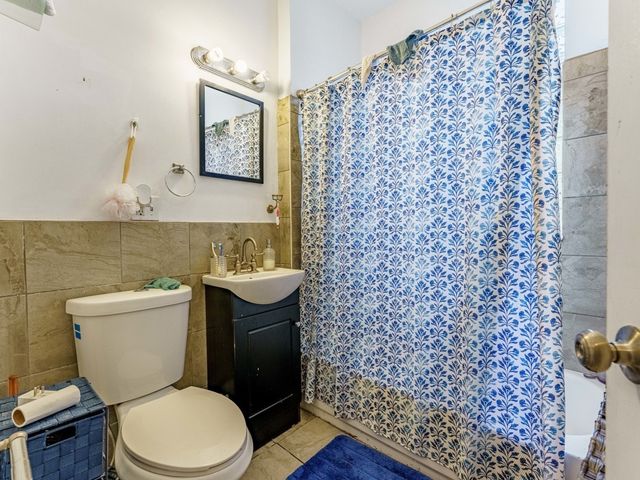 4141 W Monroe Street, Chicago, IL 60624