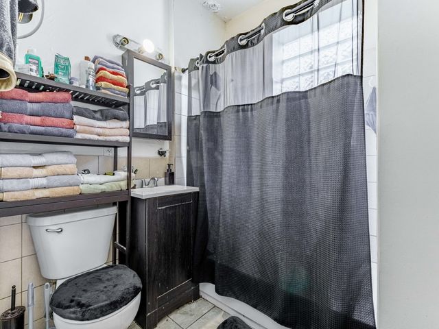 4141 W Monroe Street, Chicago, IL 60624