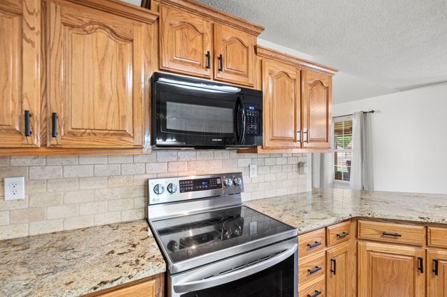 708 WALKER PKY, Atoka, TN 38004
