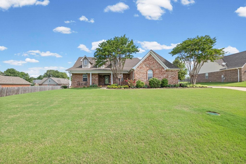 708 WALKER PKY, Atoka, TN 38004