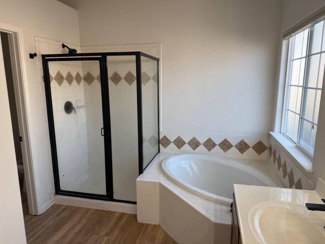 5663 Bald Eagle Road NW, Albuquerque, NM 87114