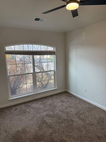 5663 Bald Eagle Road NW, Albuquerque, NM 87114