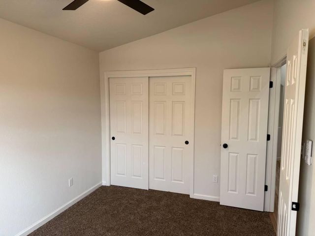 5663 Bald Eagle Road NW, Albuquerque, NM 87114